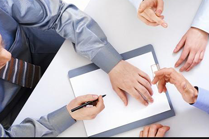 如何摆脱民事纠纷中的债务困境